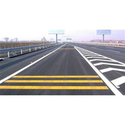 高速公路劃線工程價格解析及其在交通安全設施工程中的核心地位