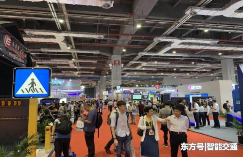 地攤經濟展會也瘋狂 成都國際交通工程設施展為煙火氣注入新活力